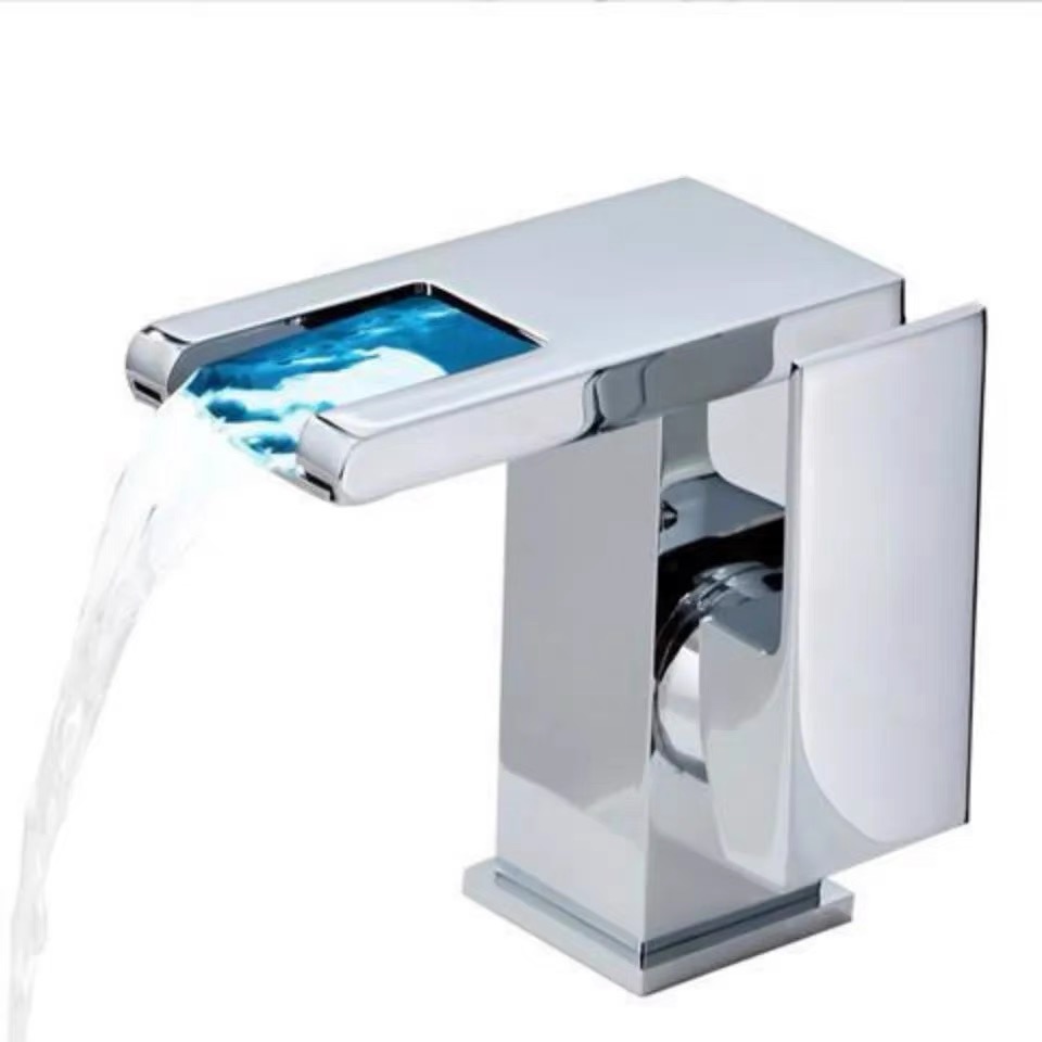 Torneira Pia Banheiro Monocomando Misturador Cascata Cuba Luxo Com Led 9901