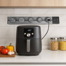 Trilho Tomada Parede Extensor De Energia Embutir 4 Tomadas Usb Bivolt Cly-tt1 Trilho Tomada Parede Extensor De Energia Embutir 4 Tomadas Usb Bivolt Cly-tt1