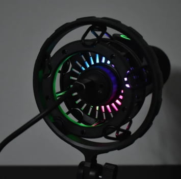 Microfone Gamer Profissional Cardioide Iluminação Led Rgb Fifine K658 Preto