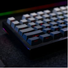 Teclado Mecanico Gamer Wireless Tri Mode Sem Fio Bluetooth 2.4g Hot Swap Led Rgb Dareu Ek F75