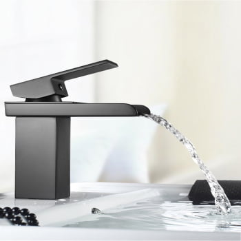 Torneira Lavatório Banheiro Cascata Black Misturador  Monocomando Bica Baixa T103-06 Preto